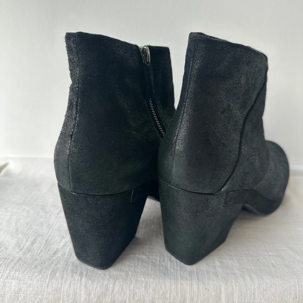 Eileen Fisher Black Suede Platform Block Heel Ankle Boots‎ Women's Size 10